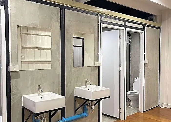 Green Cabin Hostel Hotell Bangkok