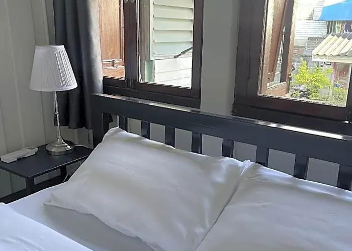 Green Cabin Hostel 5* Bangkok